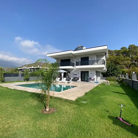 Isik Villa *